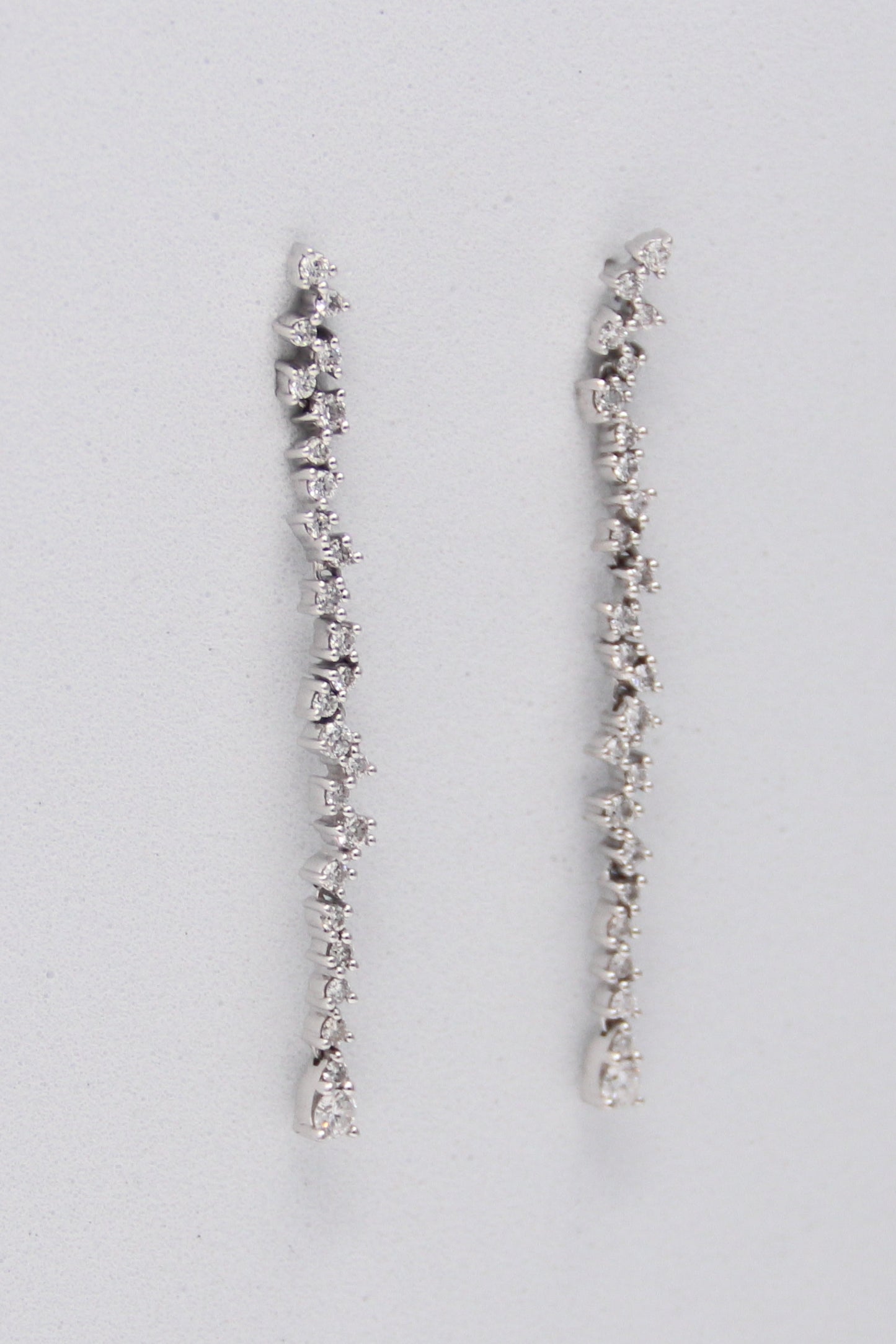 14K White Gold Diamond Drop Earrings