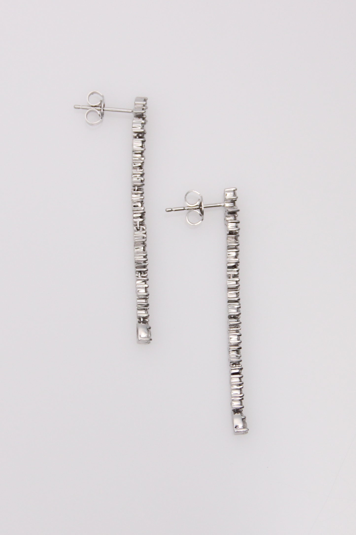 14K White Gold Diamond Drop Earrings