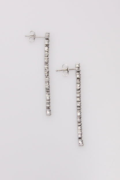 14K White Gold Diamond Drop Earrings