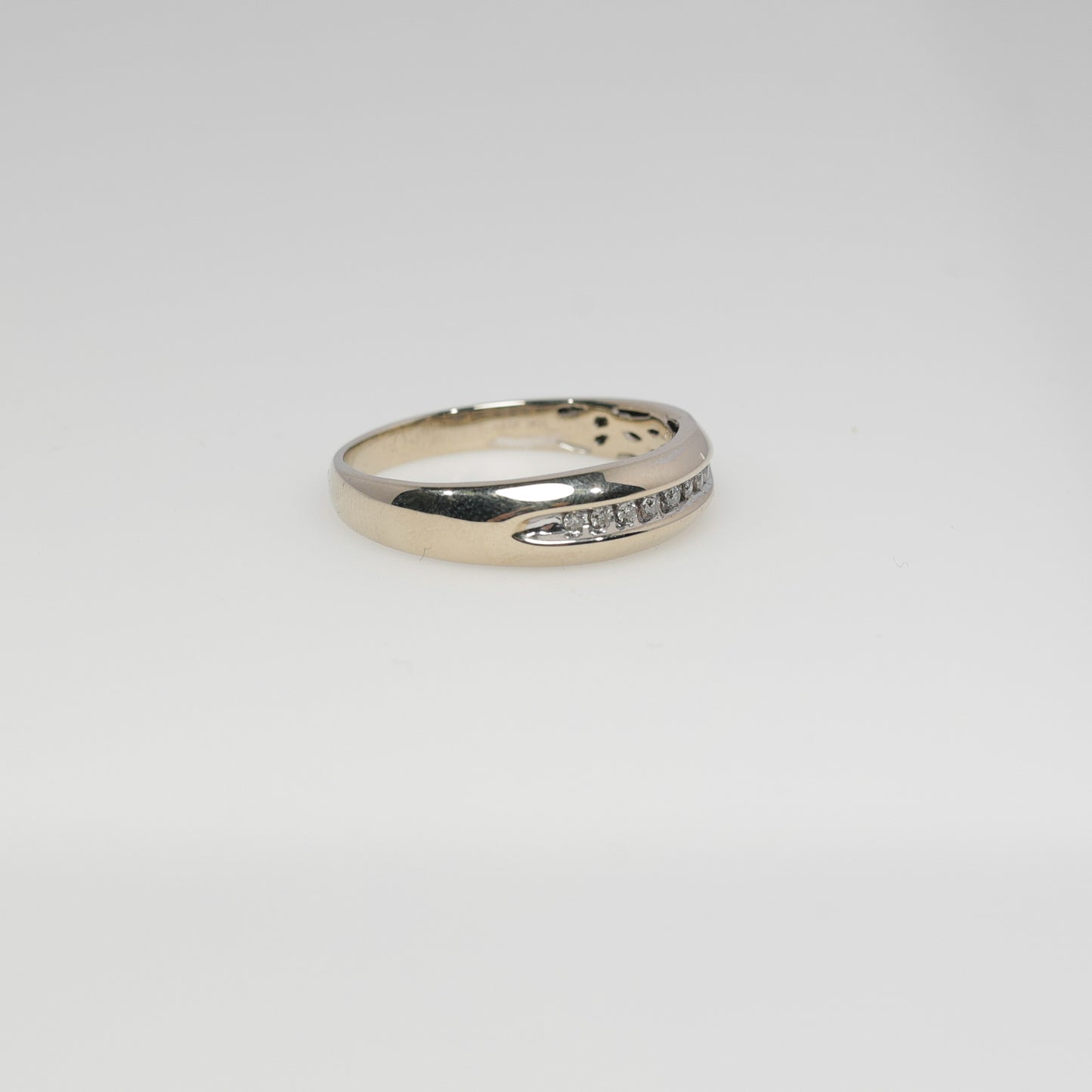 14K White Gold Band with 10 Diamonds