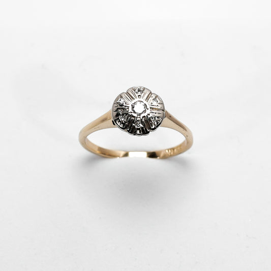 14k Round Diamond Vintage Ring