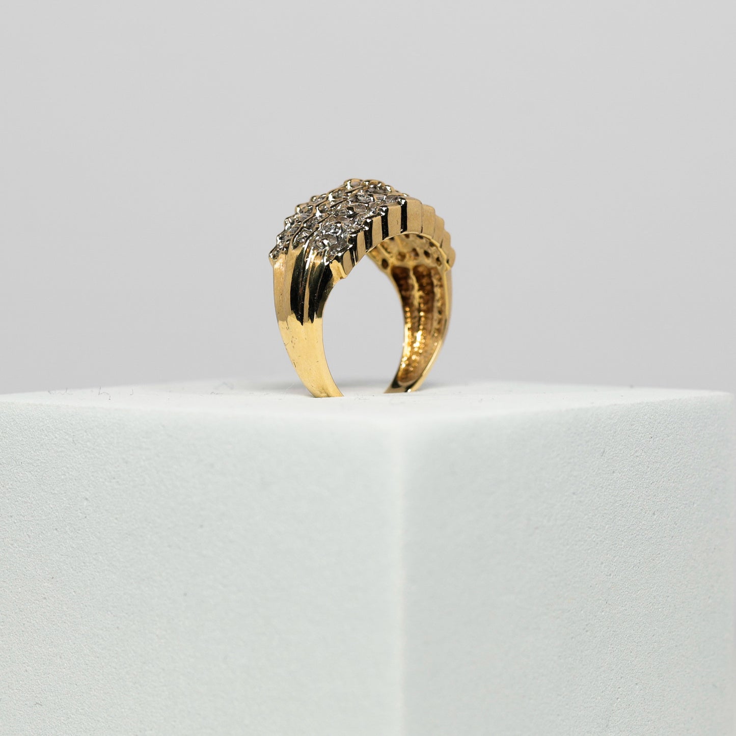 10K Ring with 3 Rows of Diamonds