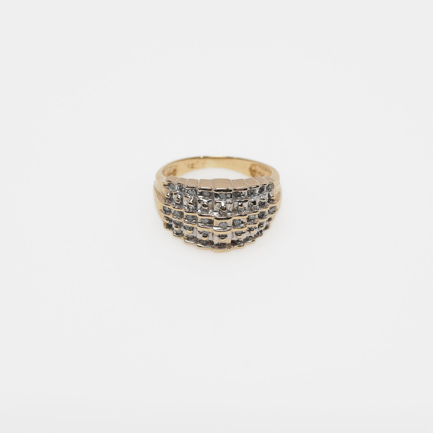 10K Ring with 3 Rows of Diamonds