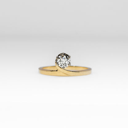 14K Solitaire Round Diamond Ring