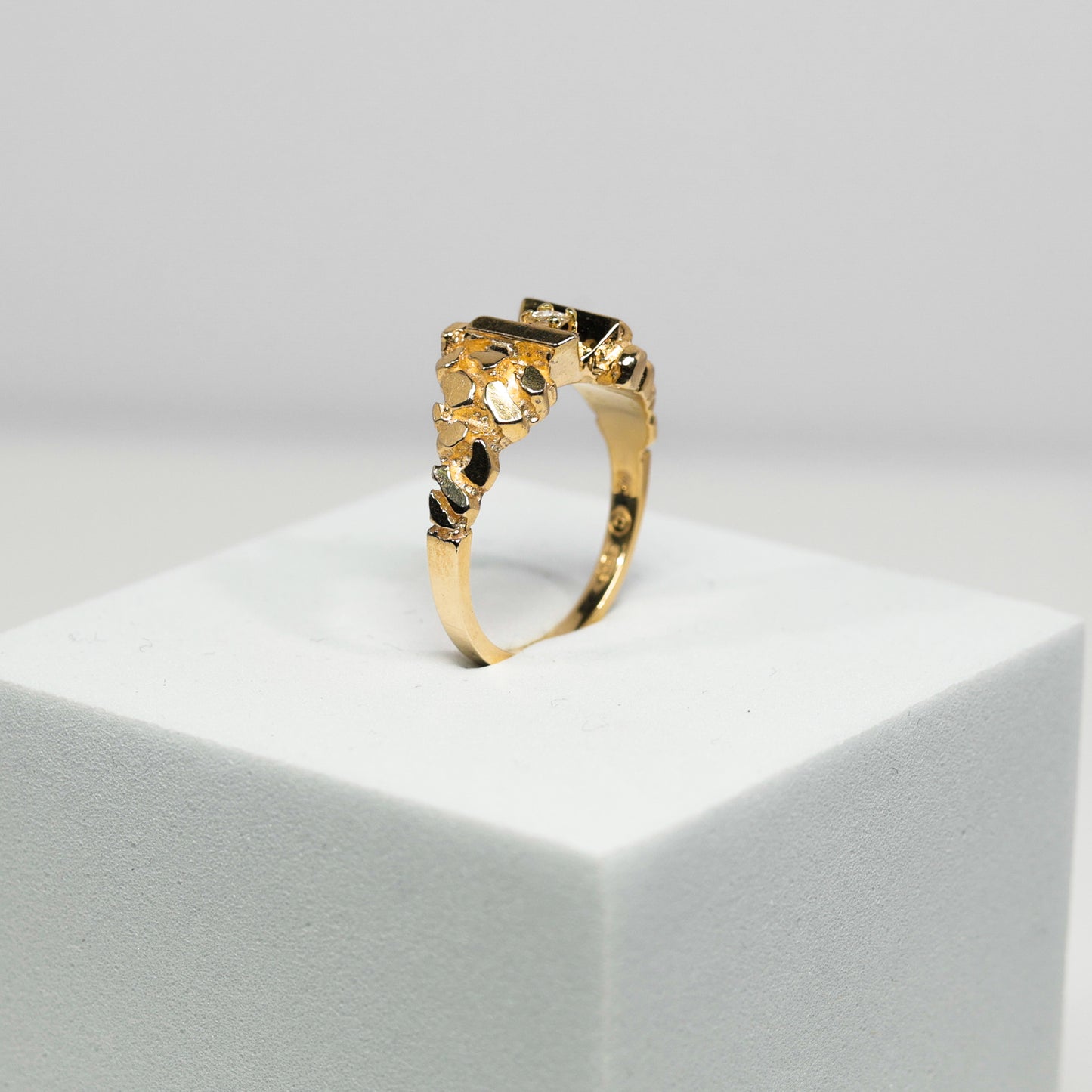 14K Yellow Gold Nugget Diamond Ring