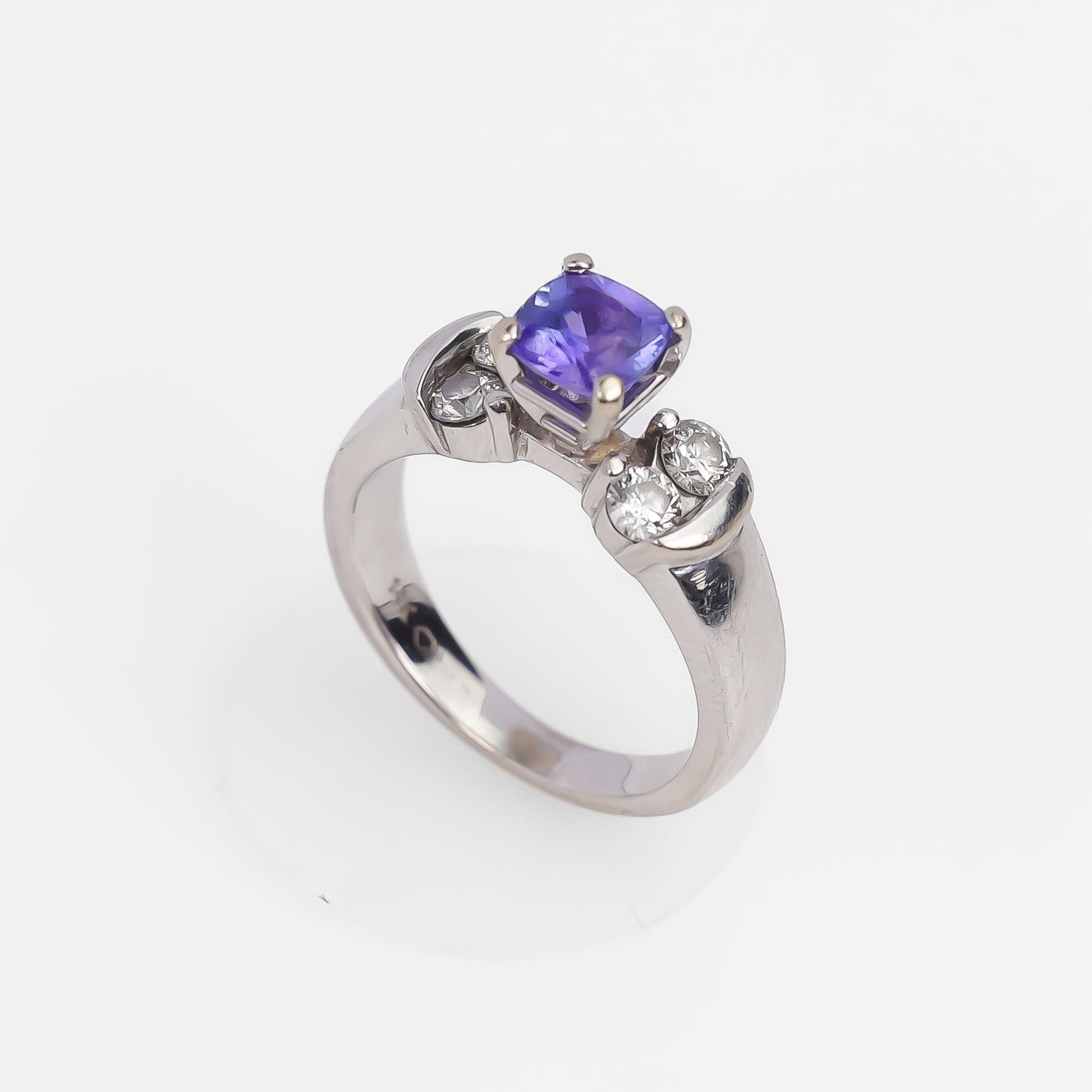 14k white gold ring with Purple Cushion Stone