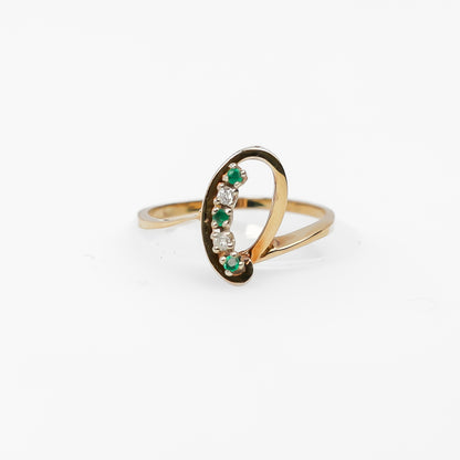 14k Ring with Small Green Stones