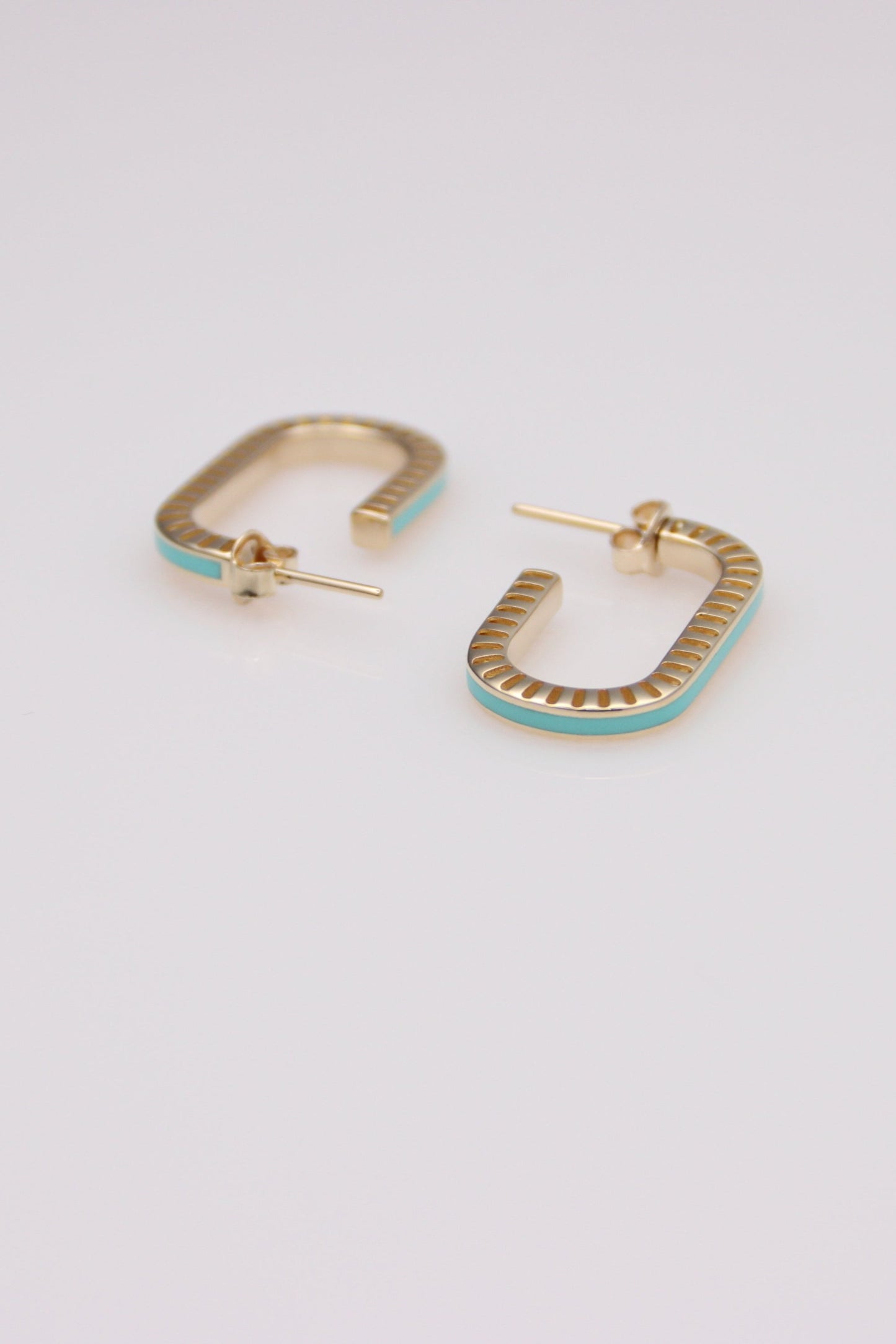 Curvy Rectangular Stud Turquoise Gold Earrings