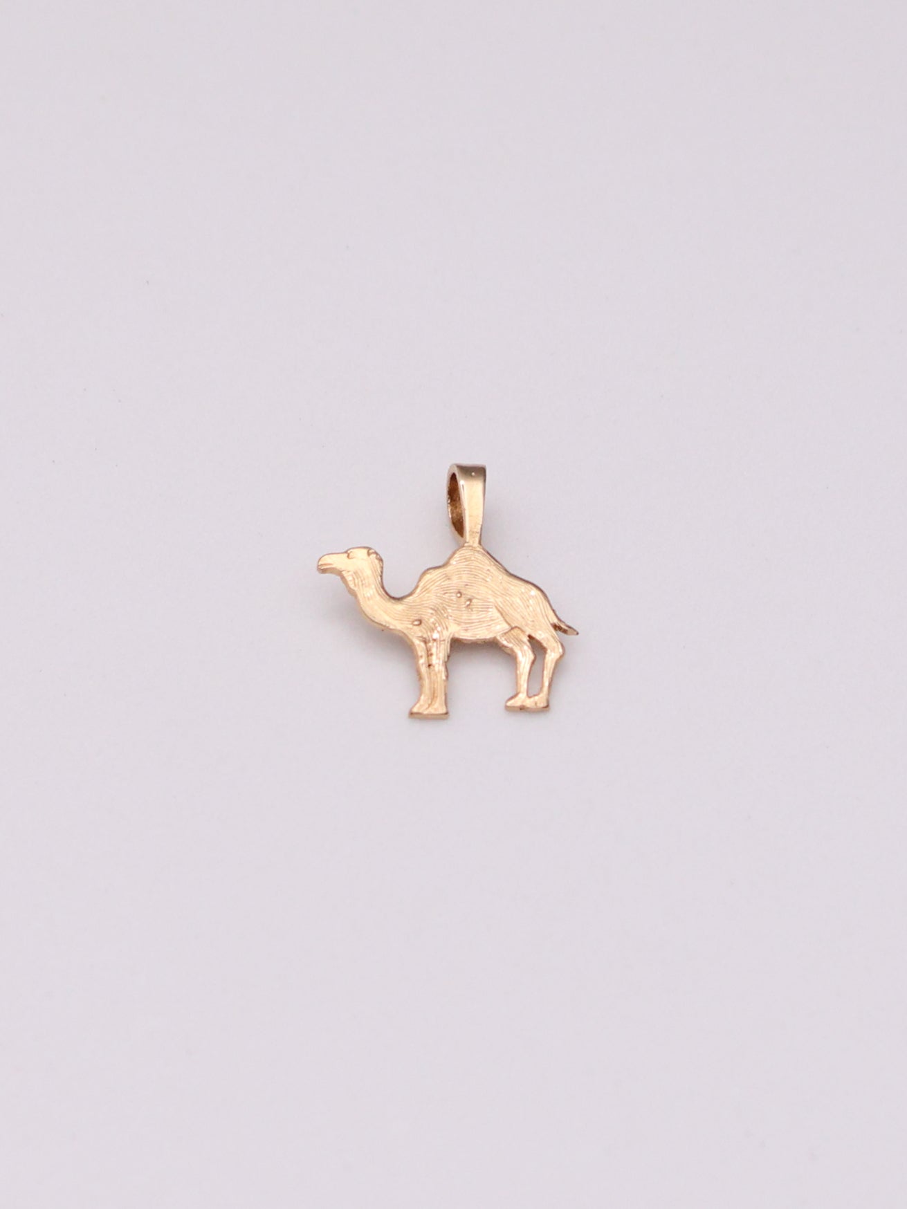 14k Camel Pendant