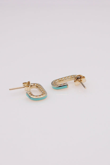 Short Curvy Rectangular Stud Earrings