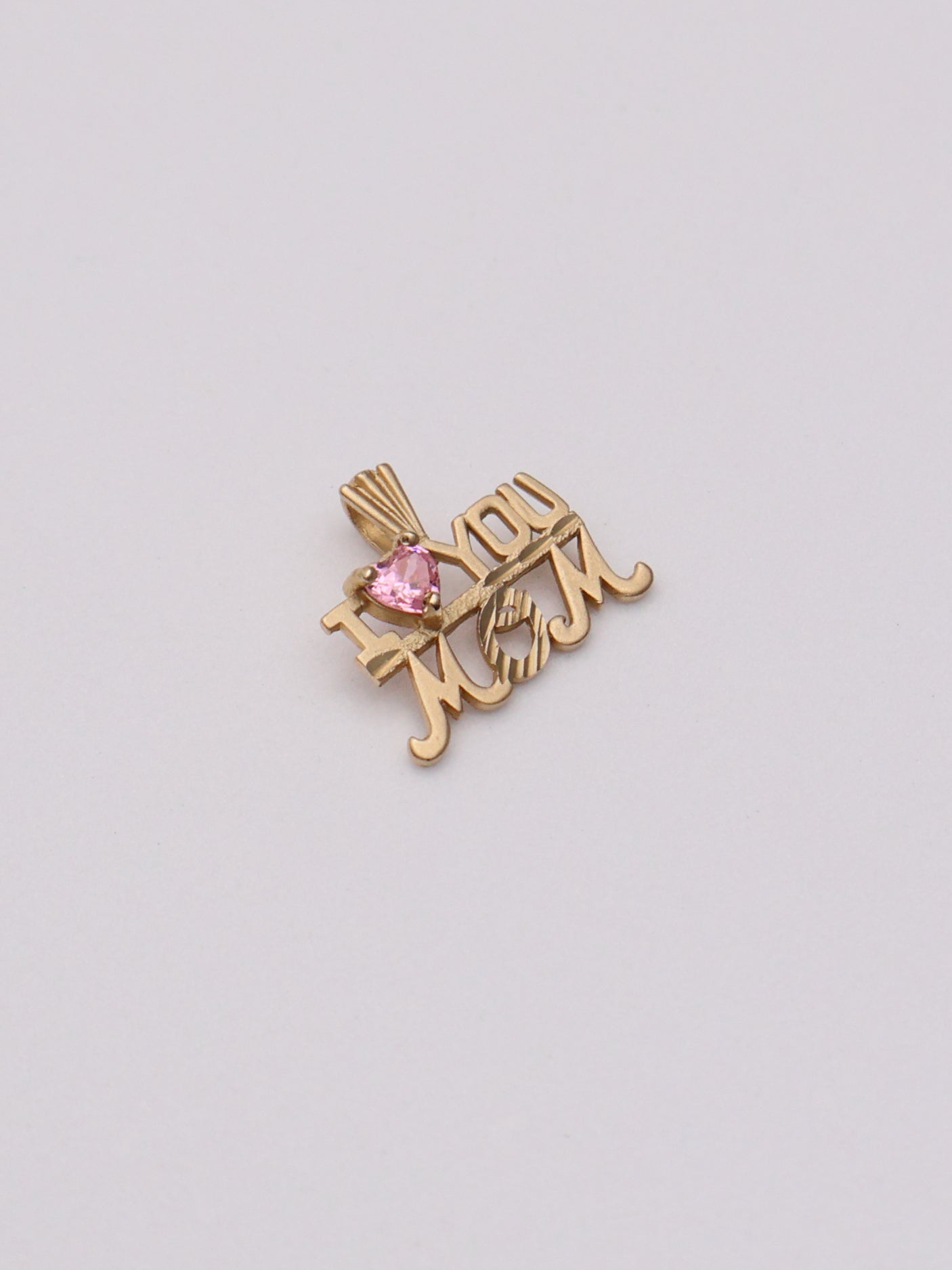 14k "I <3 MOM" Pendant