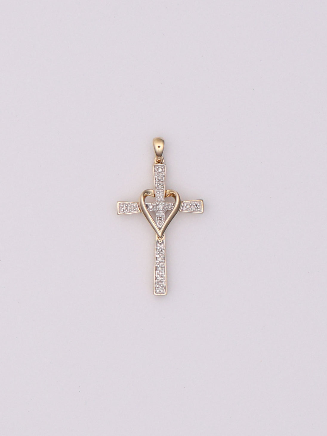 10k Diamond Heart Cross