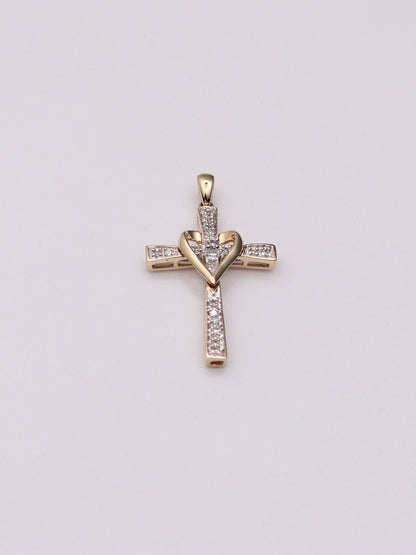 10k Diamond Heart Cross