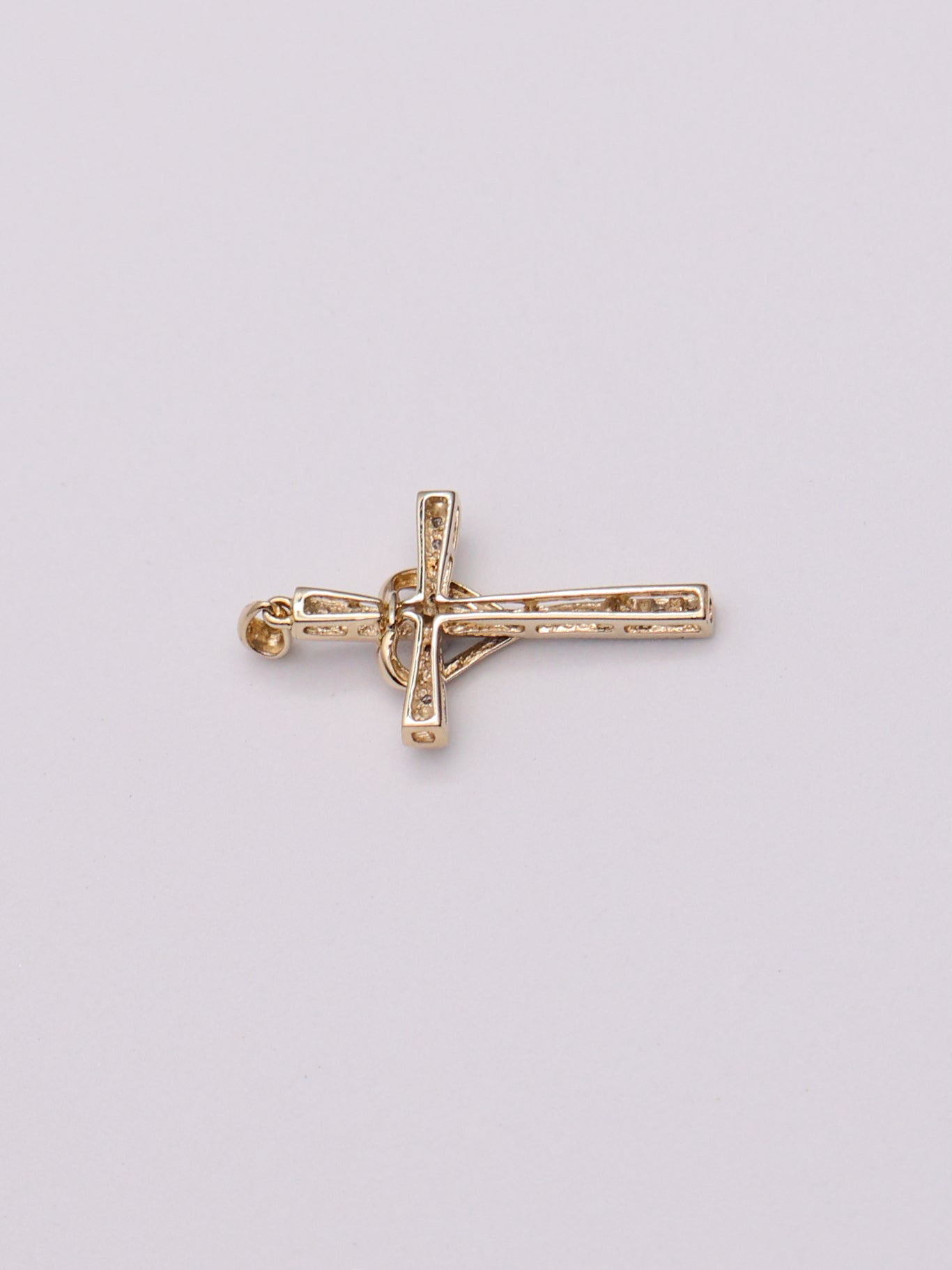 10k Diamond Heart Cross