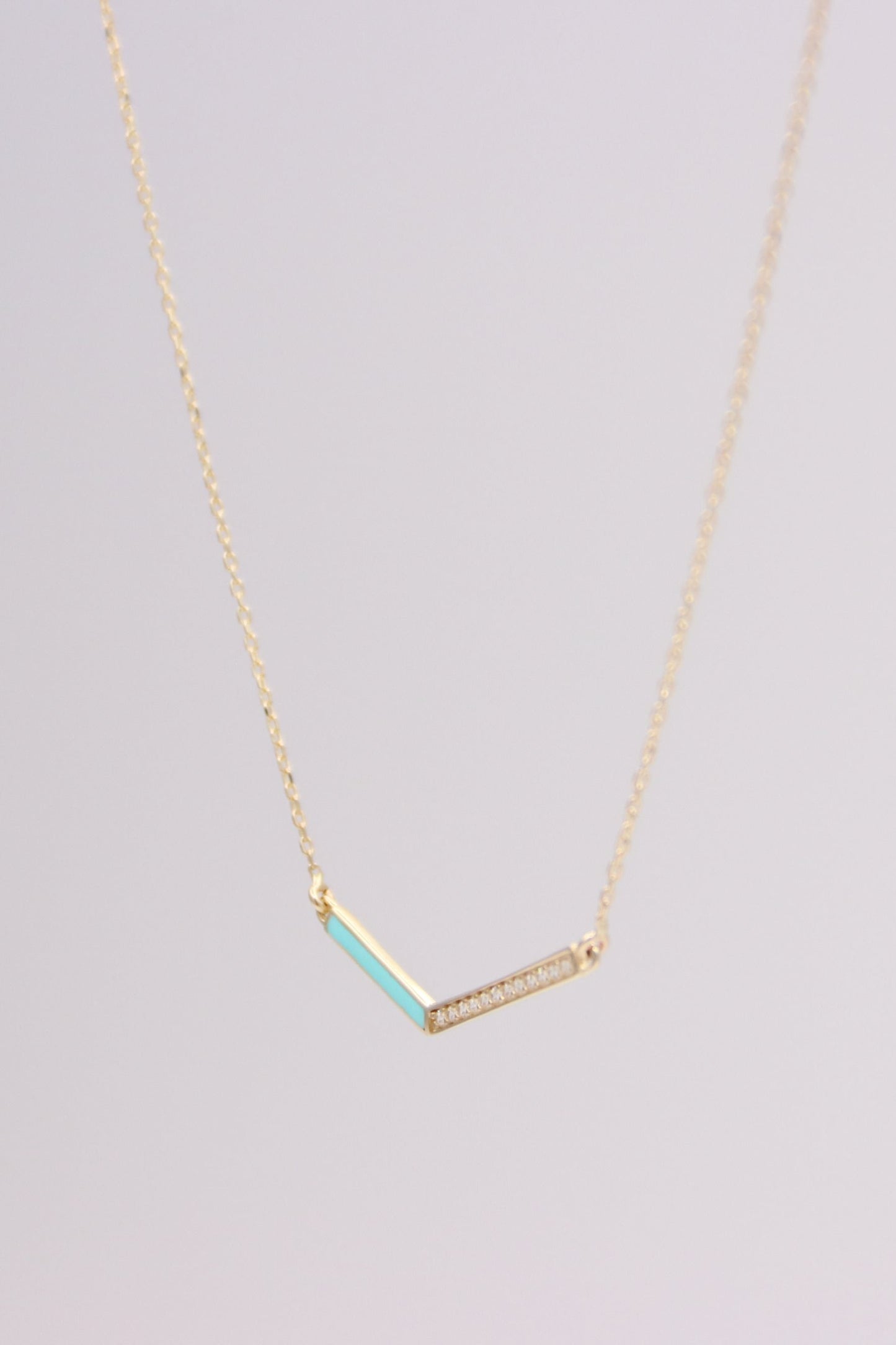 V-Shaped Gold Pendant Necklace