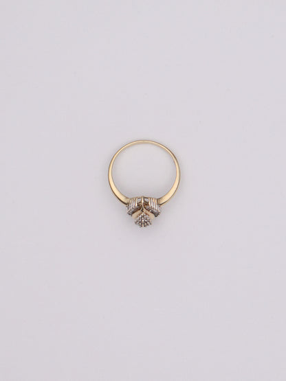 10k Pear Diamond Ring