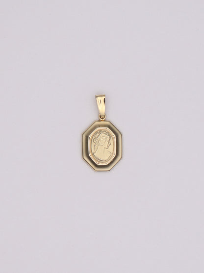 14k Gold Cameo Pendant