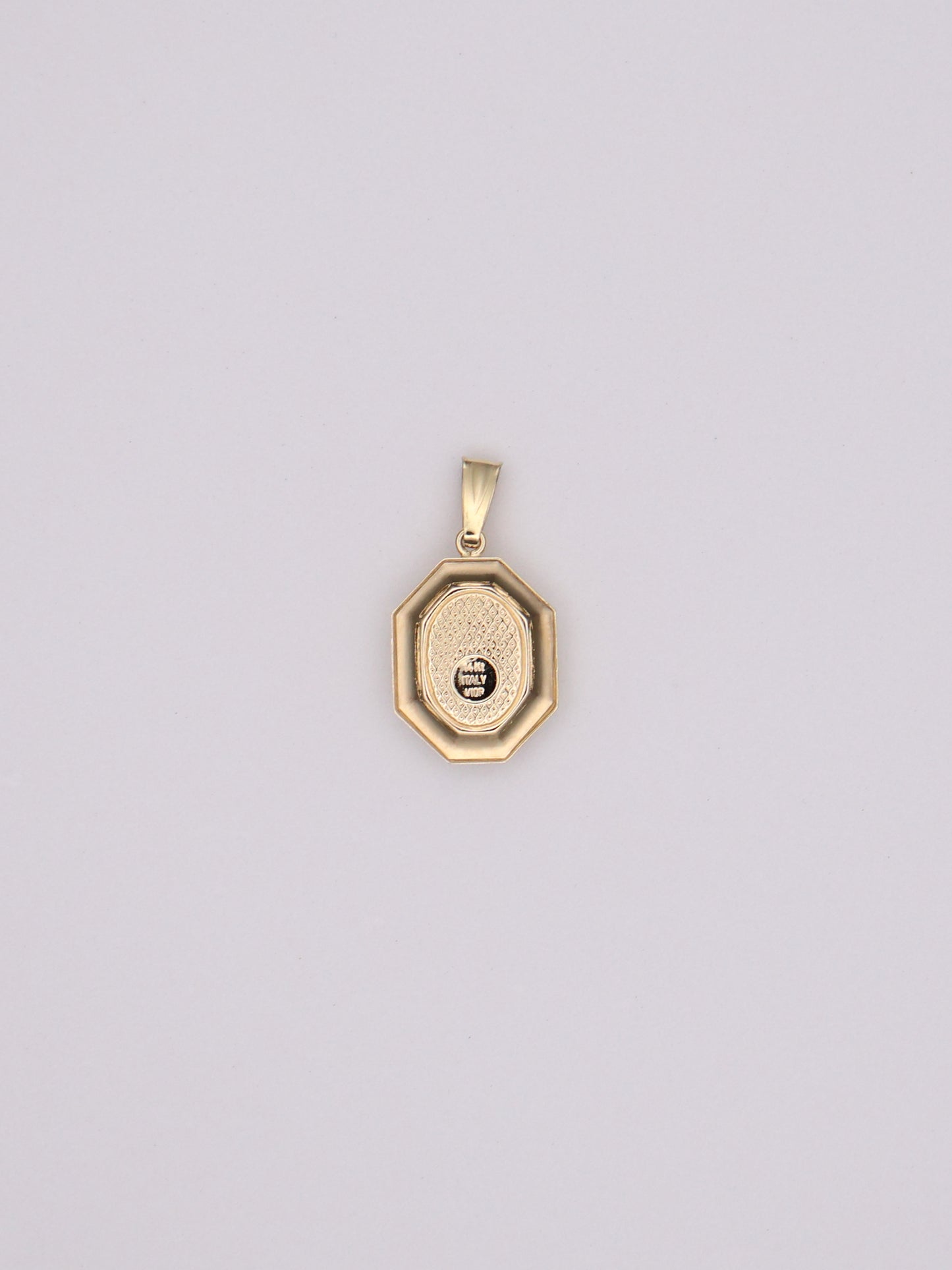 14k Gold Cameo Pendant