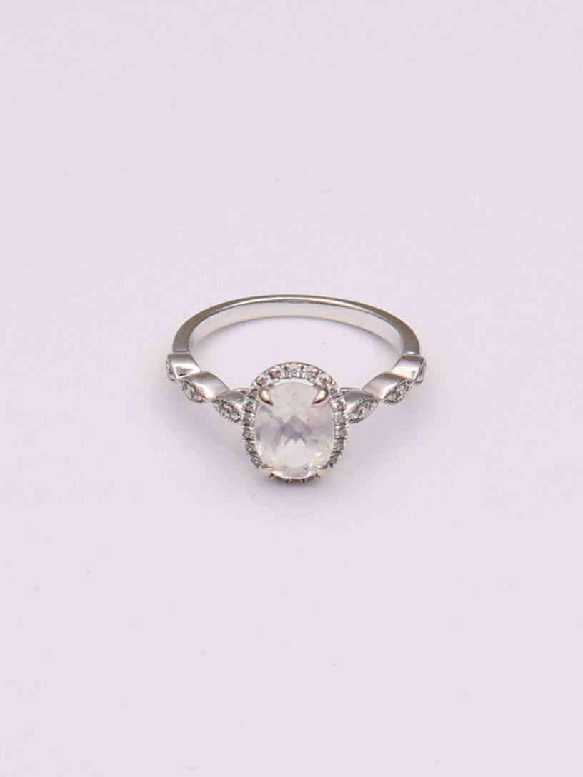 18k WG Moonstone Ring