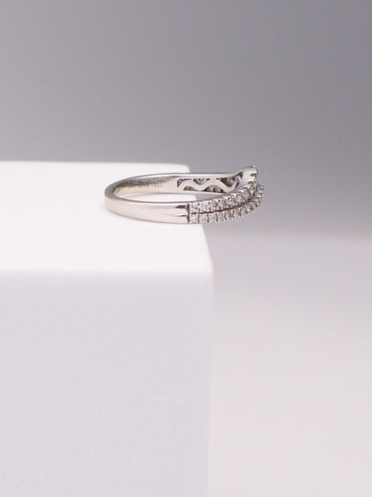 14k WG Double Diamond Accent Band