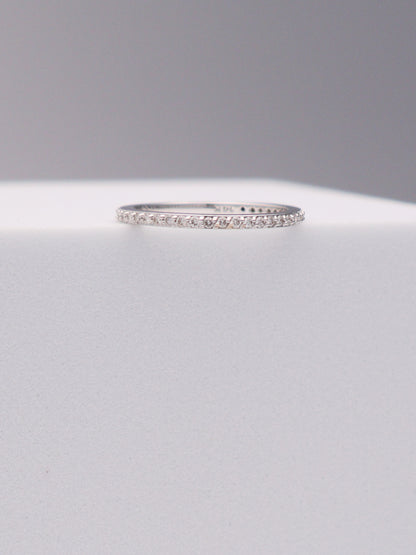 14k WG Diamond Band