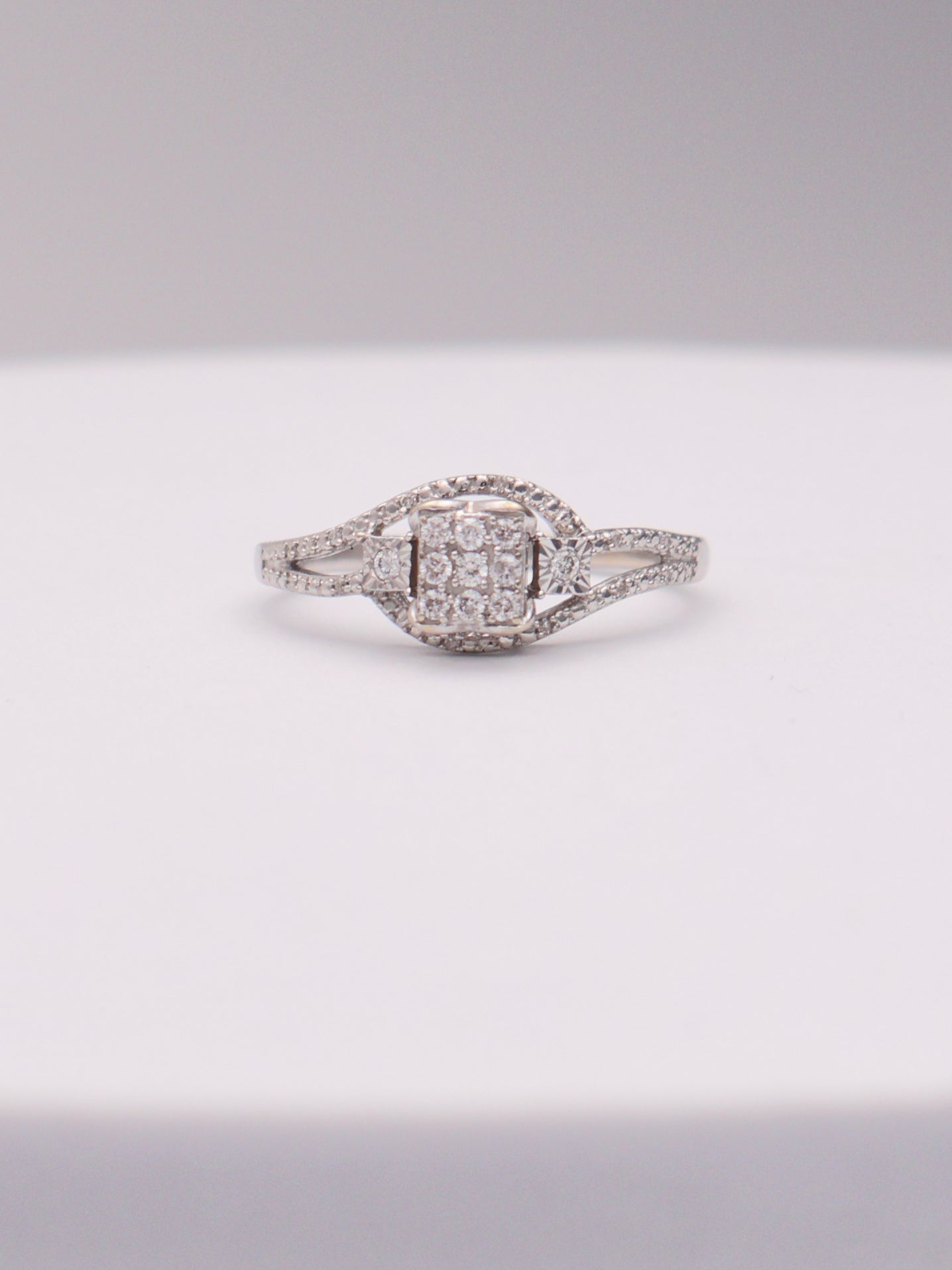 10k WG Diamond Ring