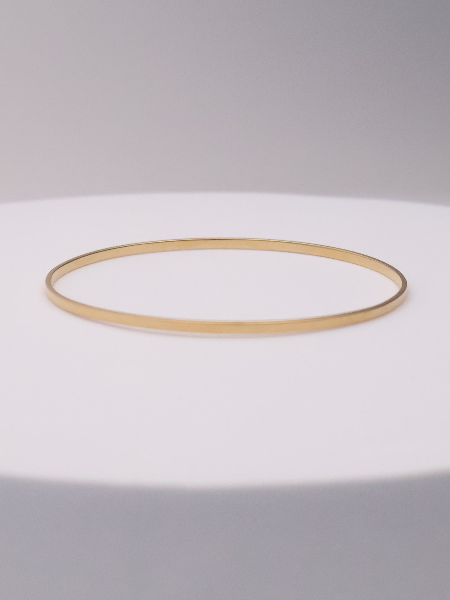 18k Bangle Bracelet