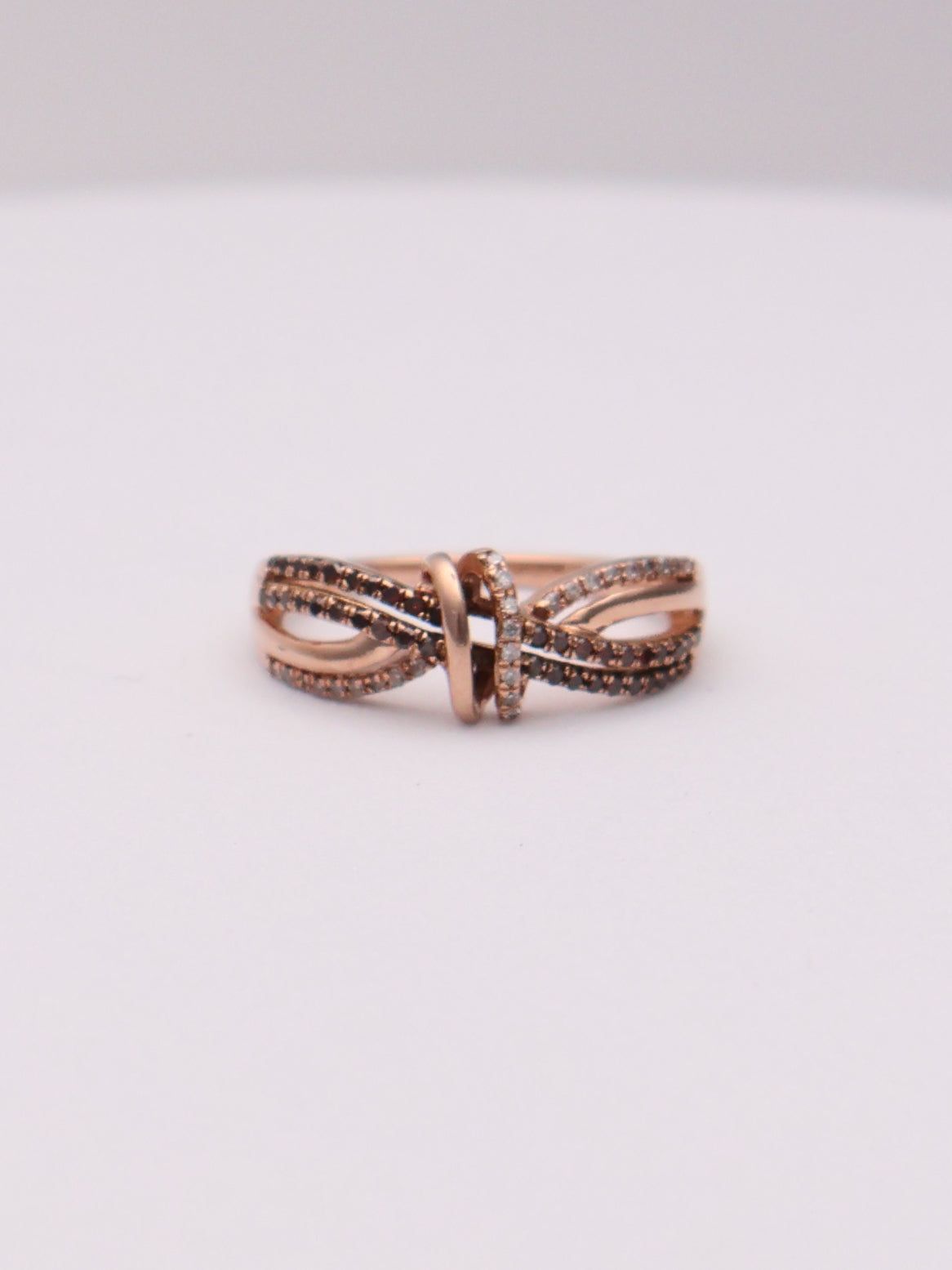 10k RG Diamond Twist Ring