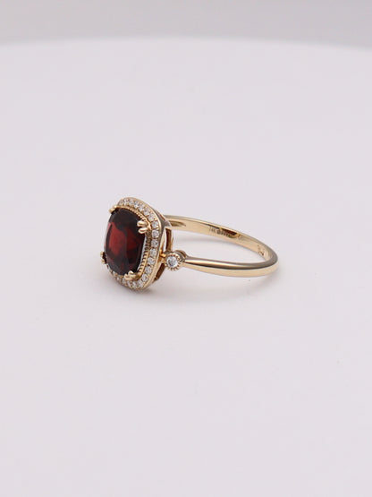 14k Red Cushion Ring