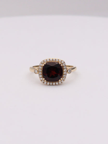 14k Red Cushion Ring