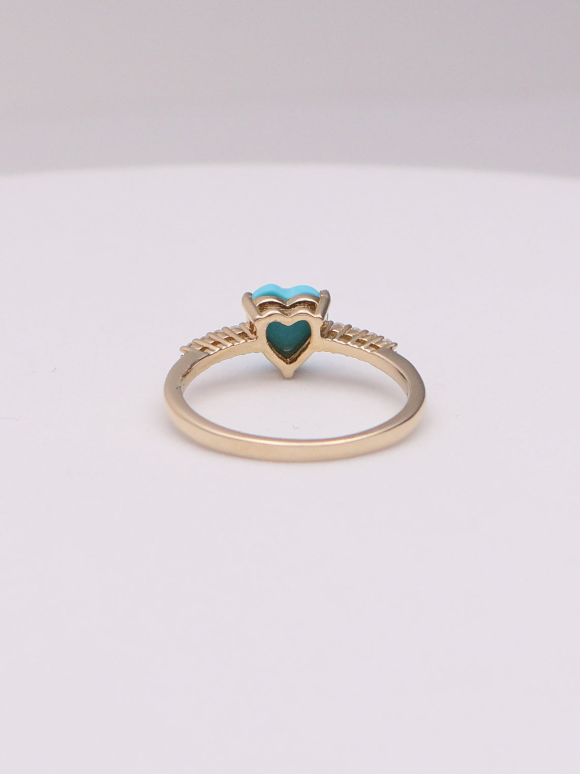 10k Turquoise Heart Ring