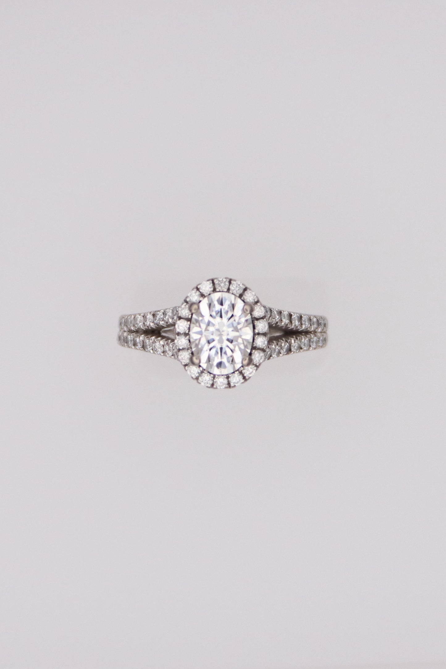 18K White Gold Moissanite Engagement Ring