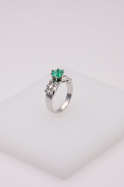 14K White Gold Emerald Diamond Ring