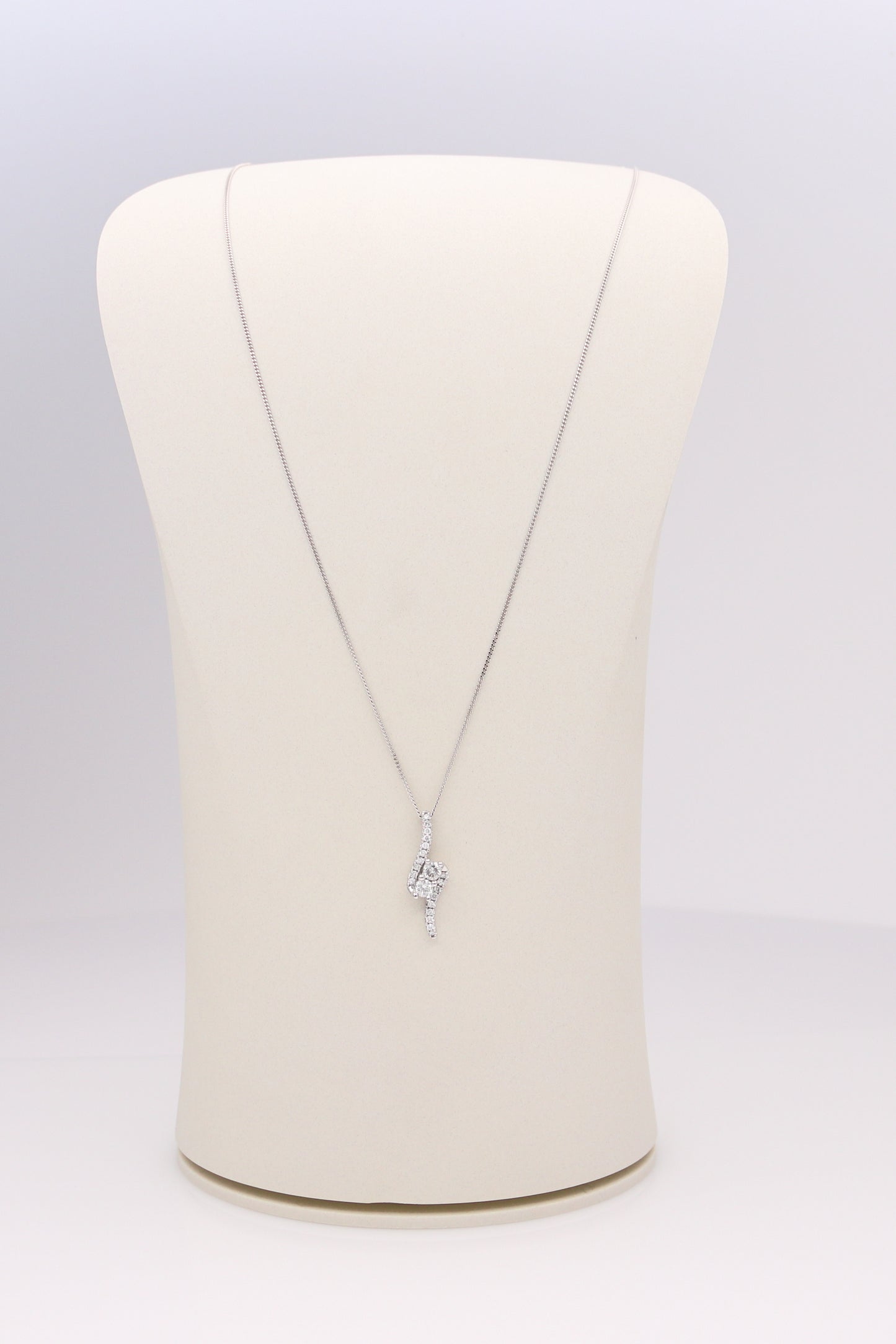 14K White Gold Waved Diamond Pendant Necklace