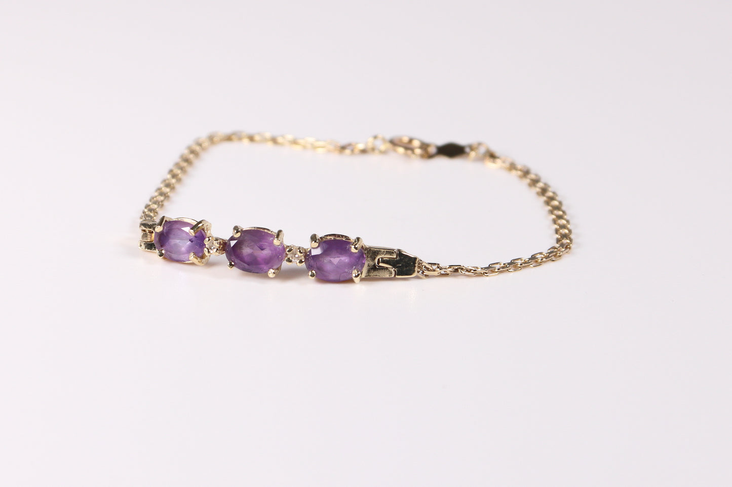 14K Yellow Gold Bracelet with Purple Stones